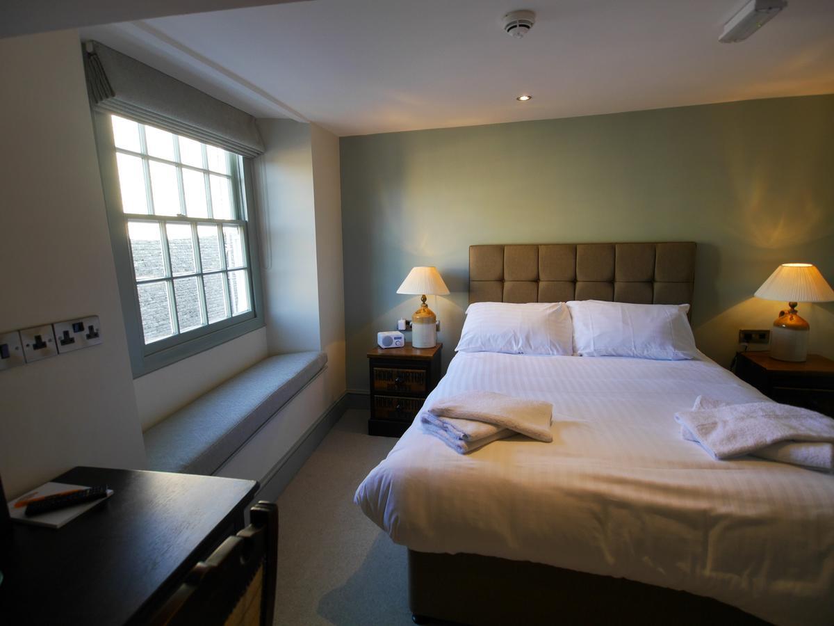 The Fox Hotel Chipping Norton Luaran gambar